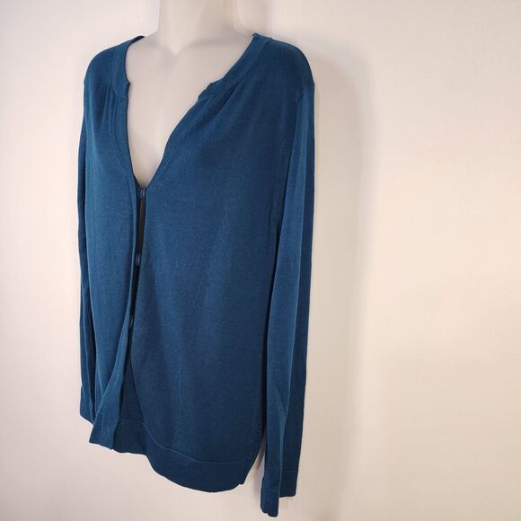 CAbi Cardigan Women’s Medium Ever Moroccan Blue Snap Button Front V Neck 3368 - Picture 5 of 8